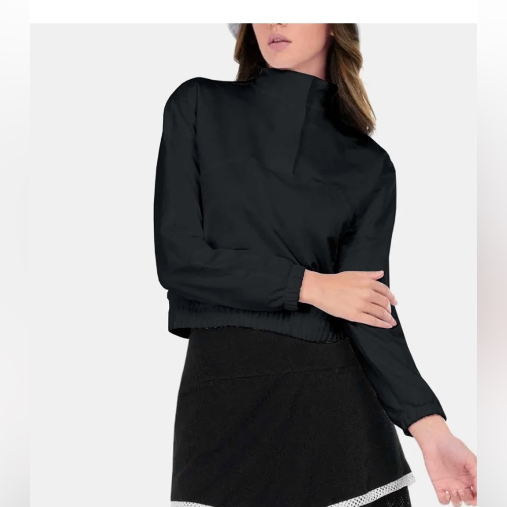NWT!!! Womens LUCKY IN LOVE Tennis Mock Pullover Black size Small